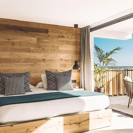 Gaviotas & Hotel 4*