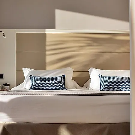 Gaviotas & 4* Playa de Muro (Mallorca)